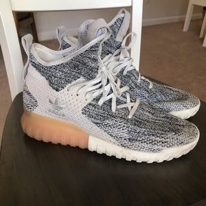 adidas tubular sneakers